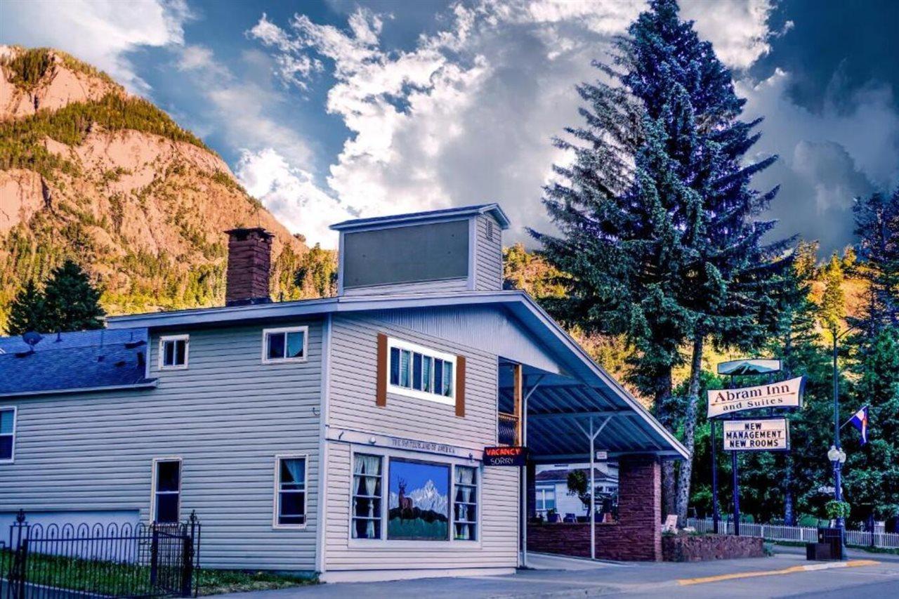 Abram & 2* Ouray
